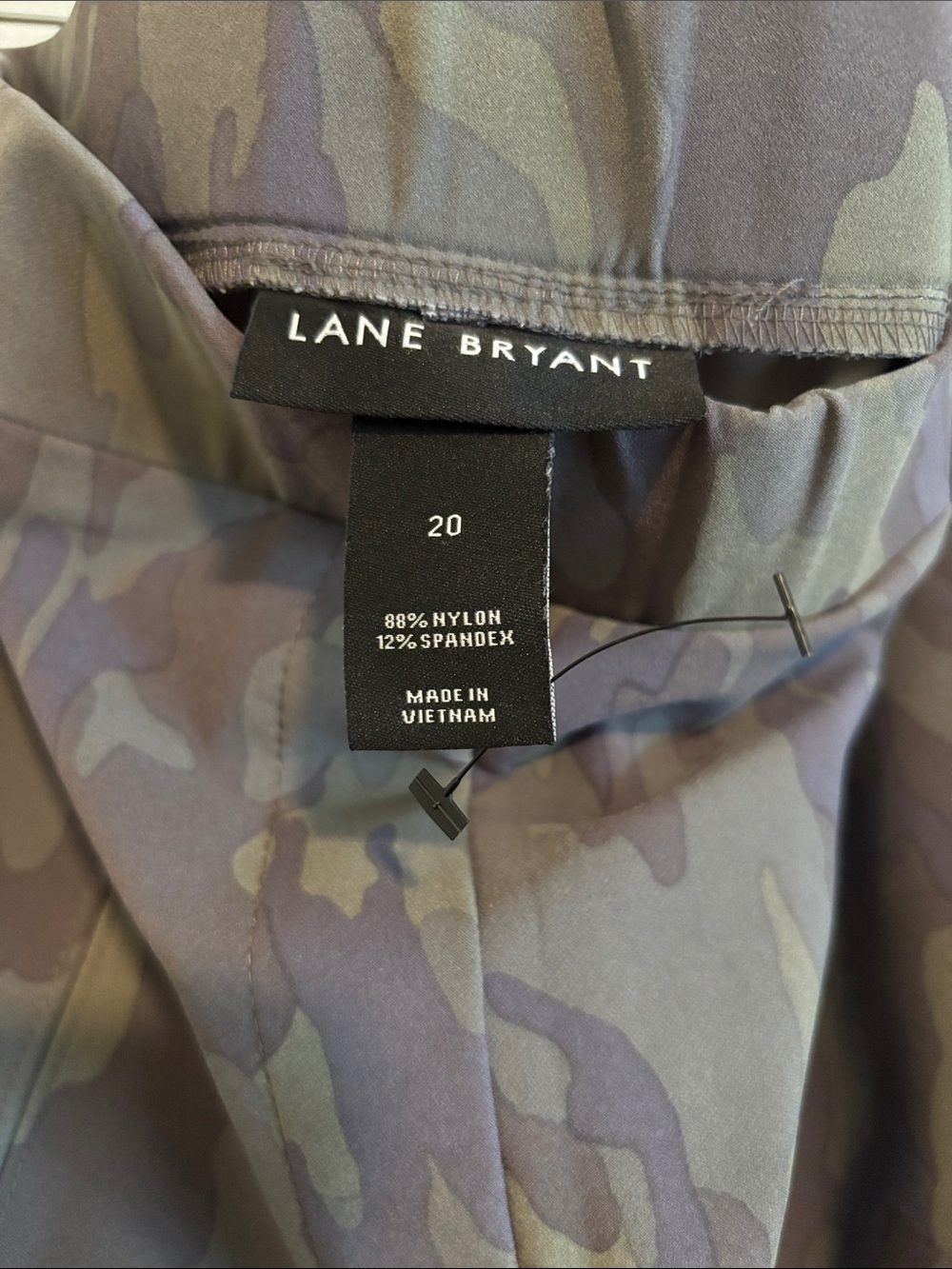 Lane Bryant Olive & Dark Green Camo Cropped Pants - Picture 4 of 4
